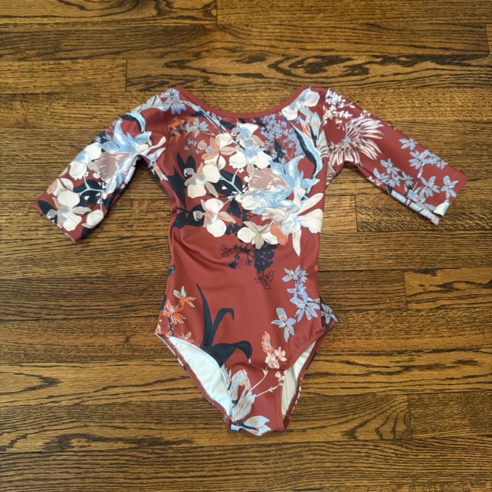 Eleve Leotard 3/4 sleeve; Kid Medium